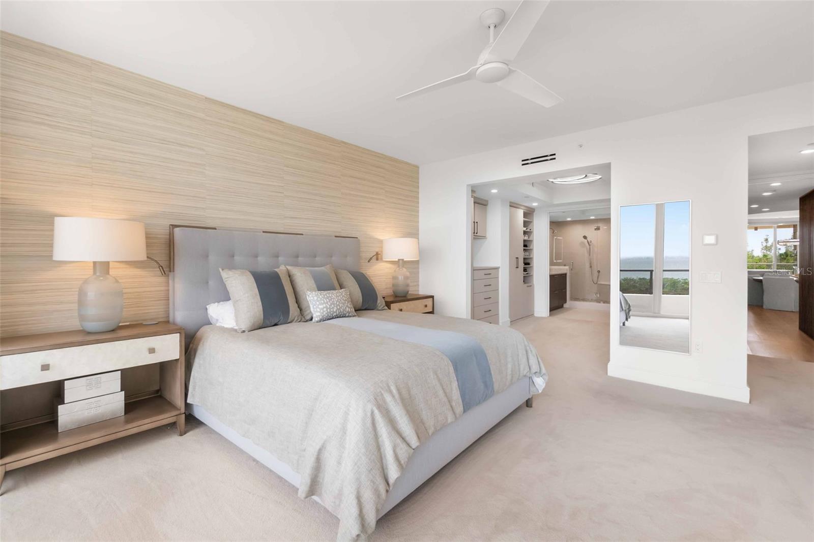 GRAND BAY - Residential