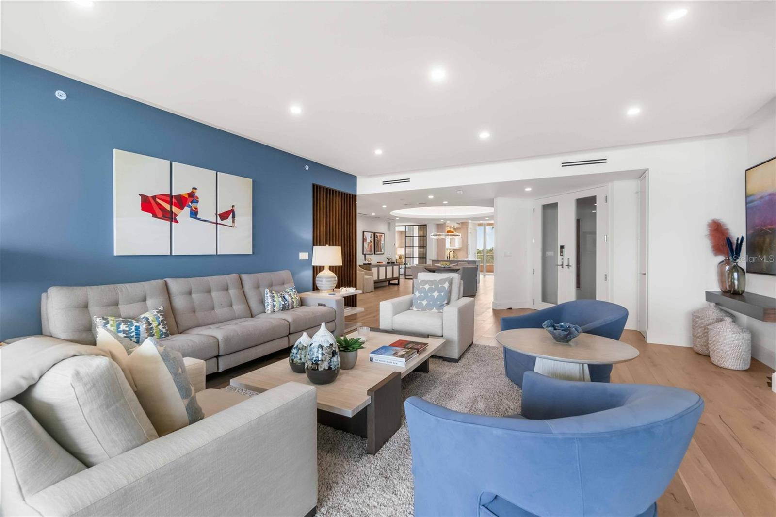 GRAND BAY - Residential