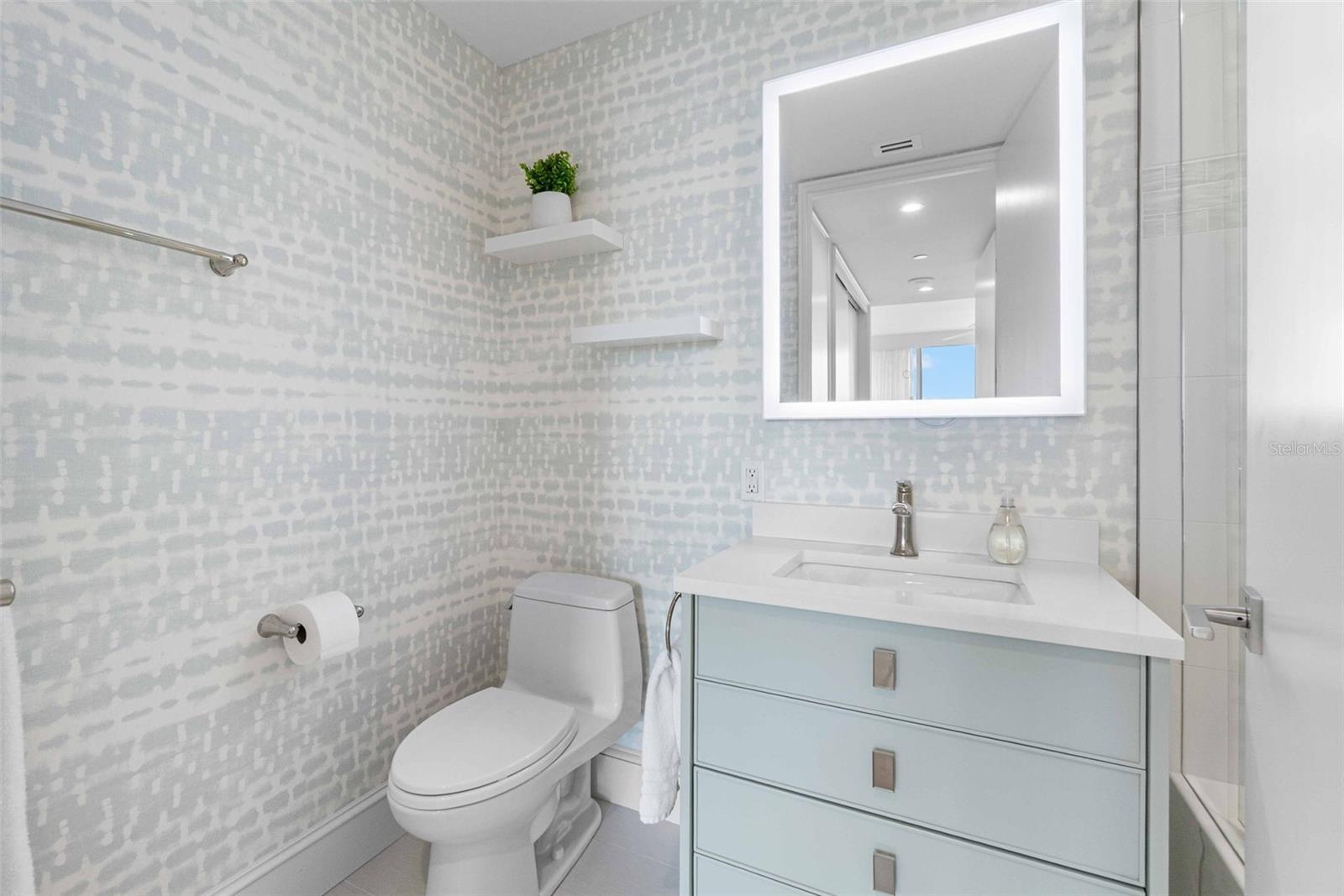 GRAND BAY - Residential