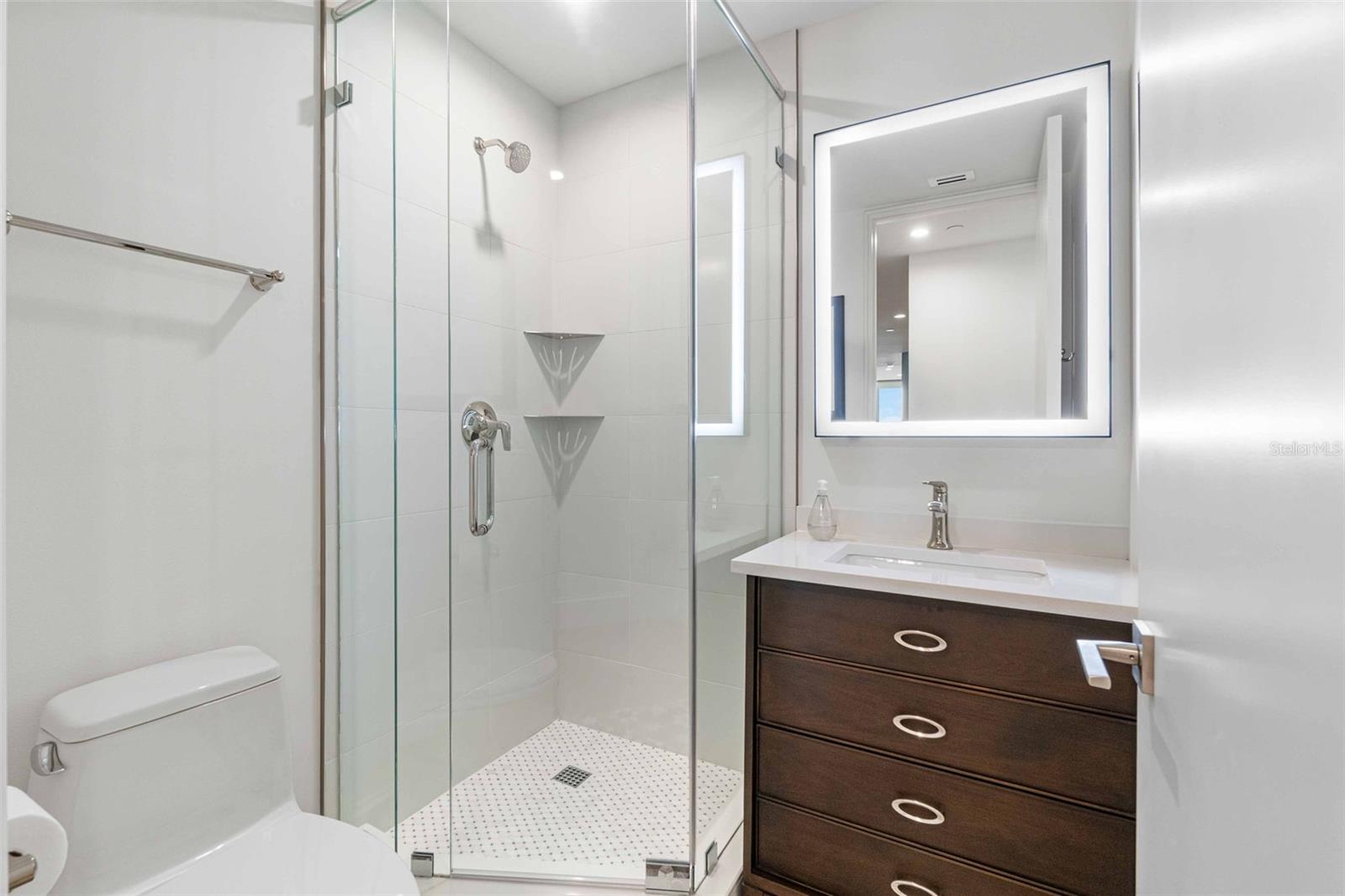 GRAND BAY - Residential