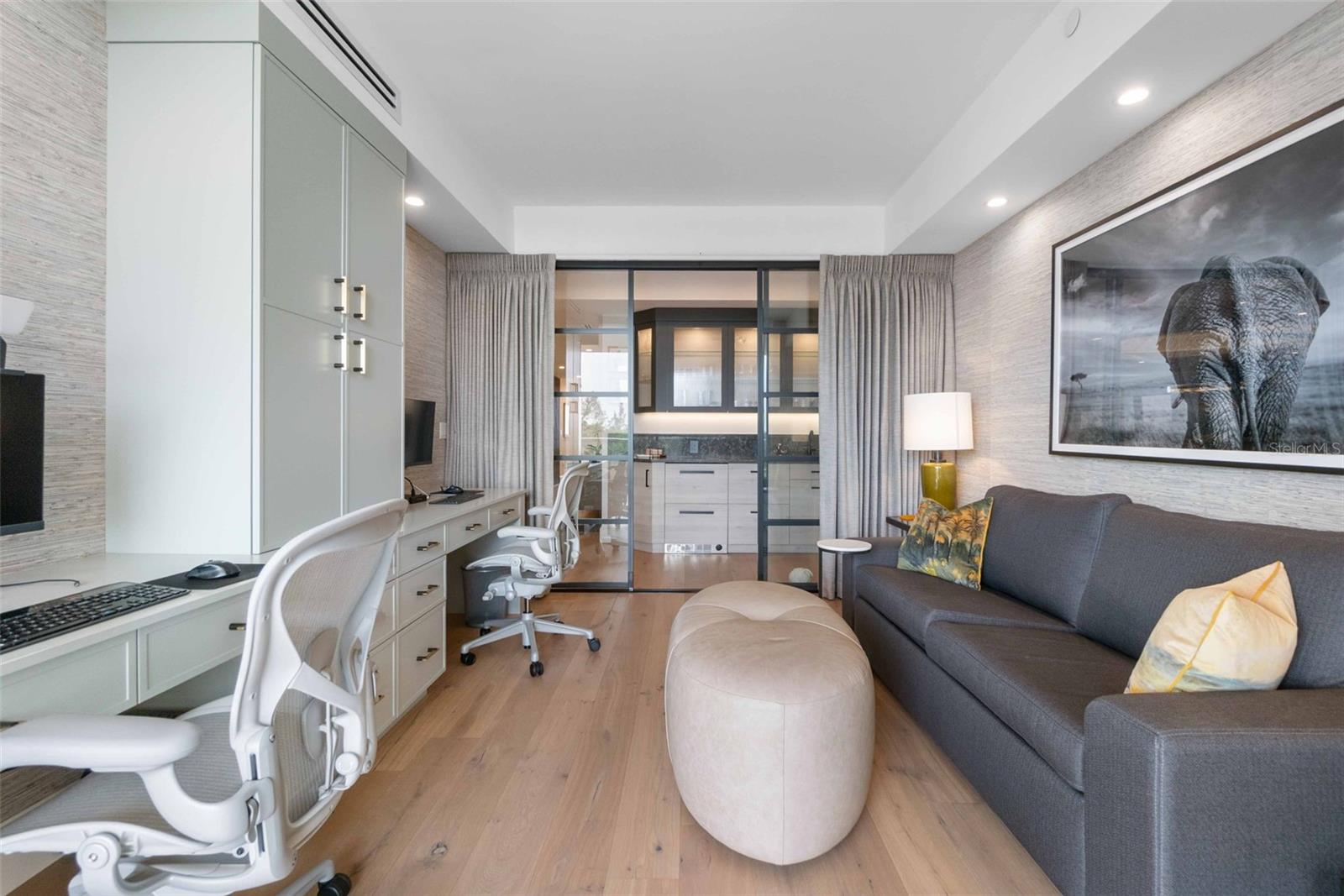 GRAND BAY - Residential