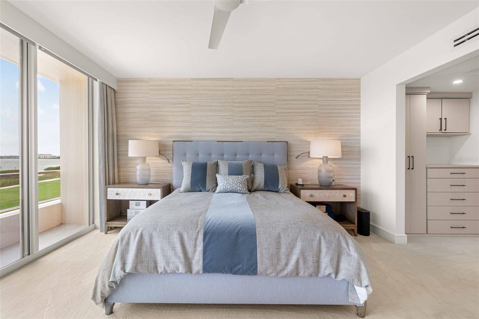 GRAND BAY - Residential