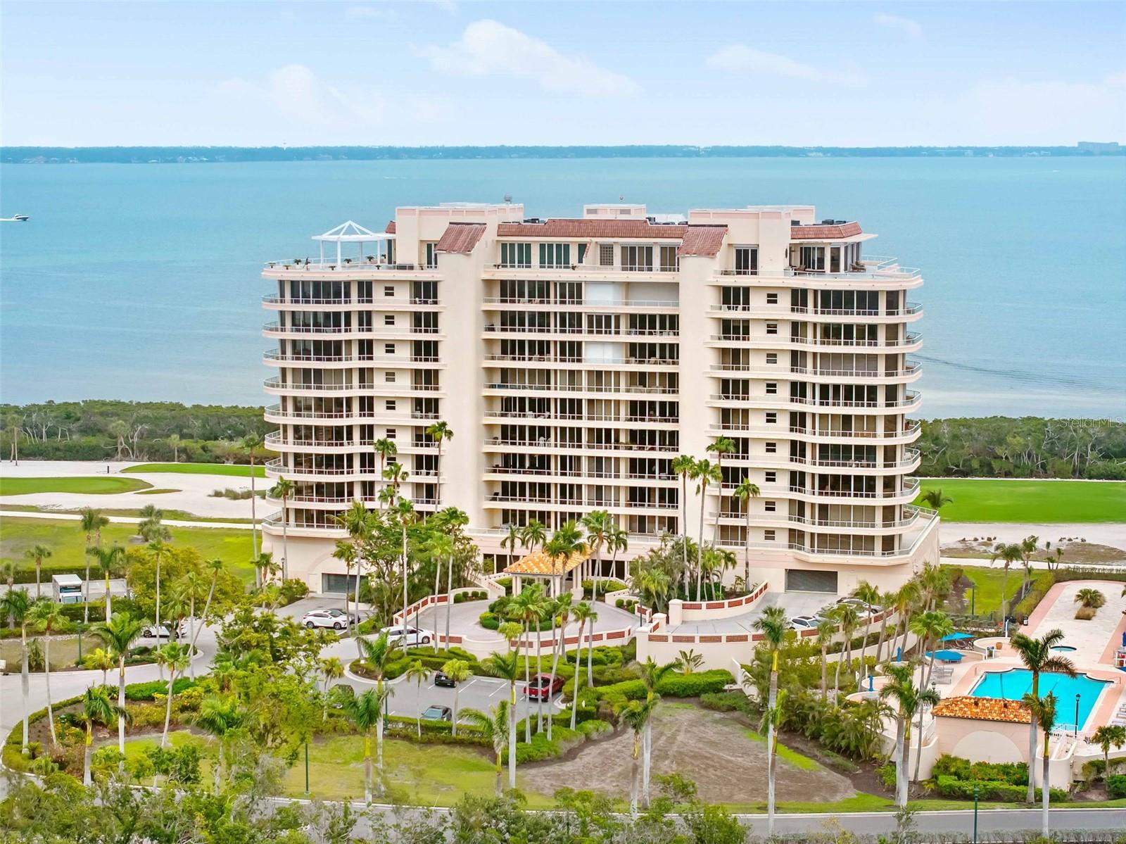 GRAND BAY - Residential