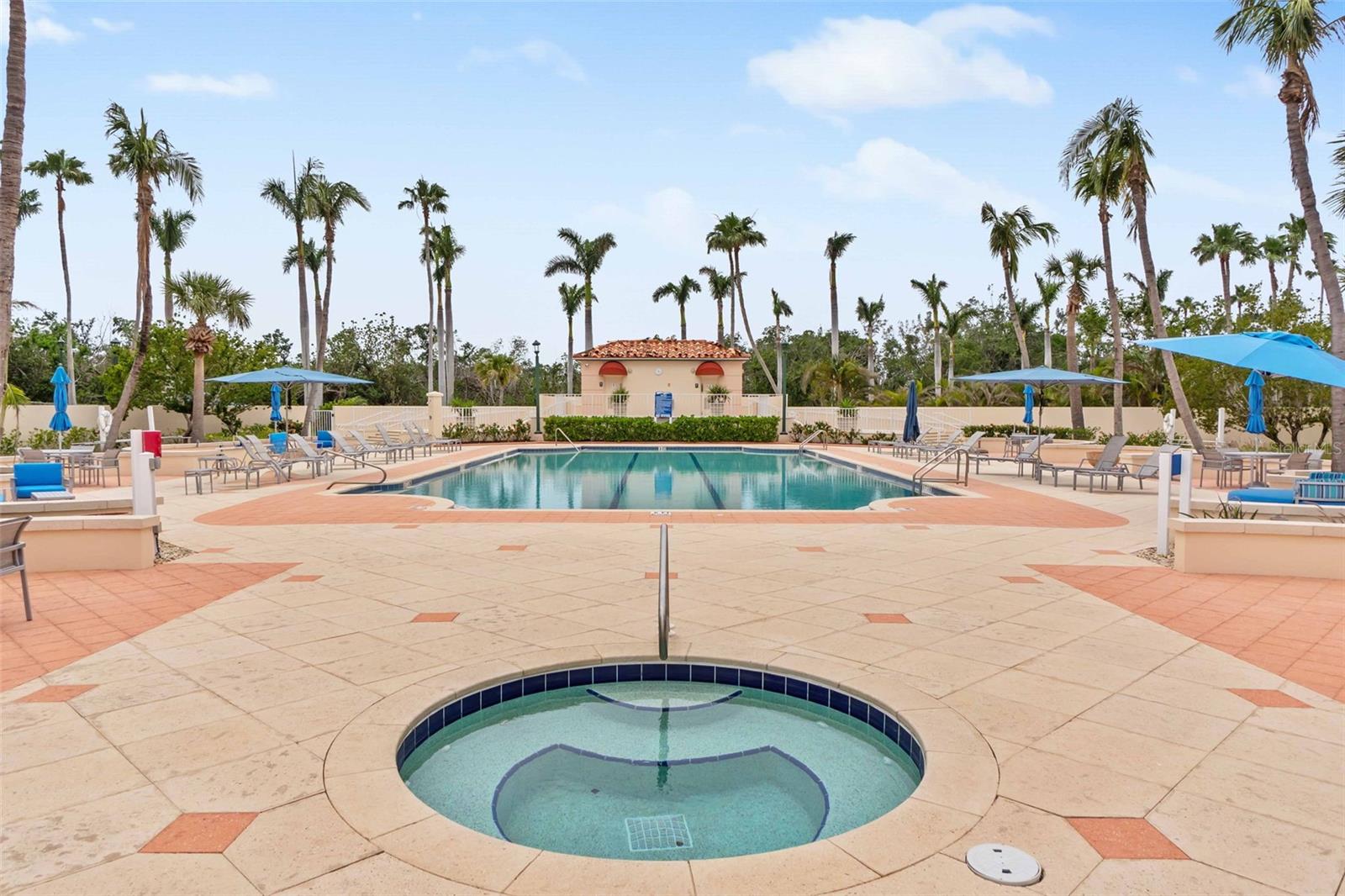 GRAND BAY - Residential