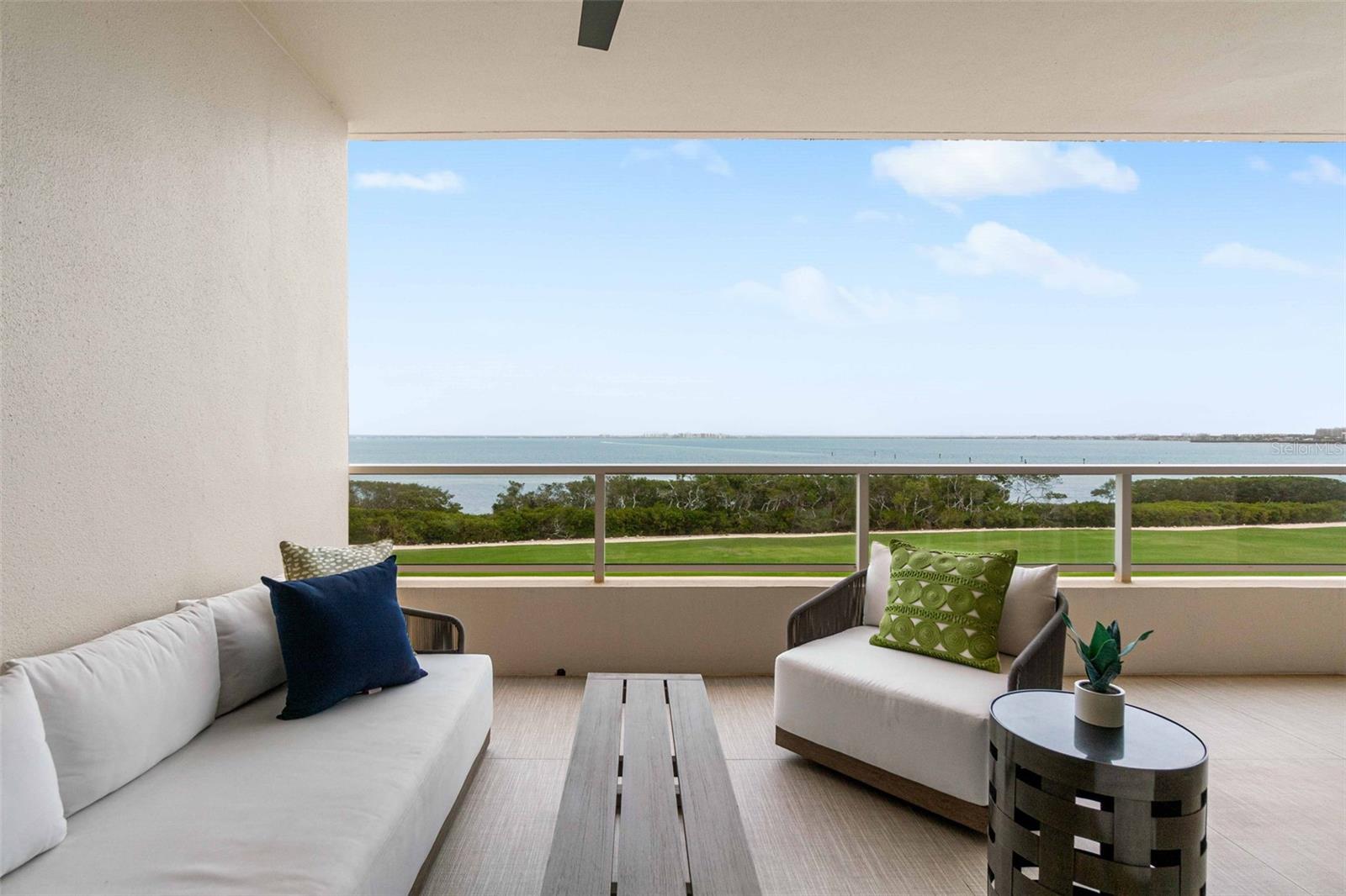 GRAND BAY - Residential