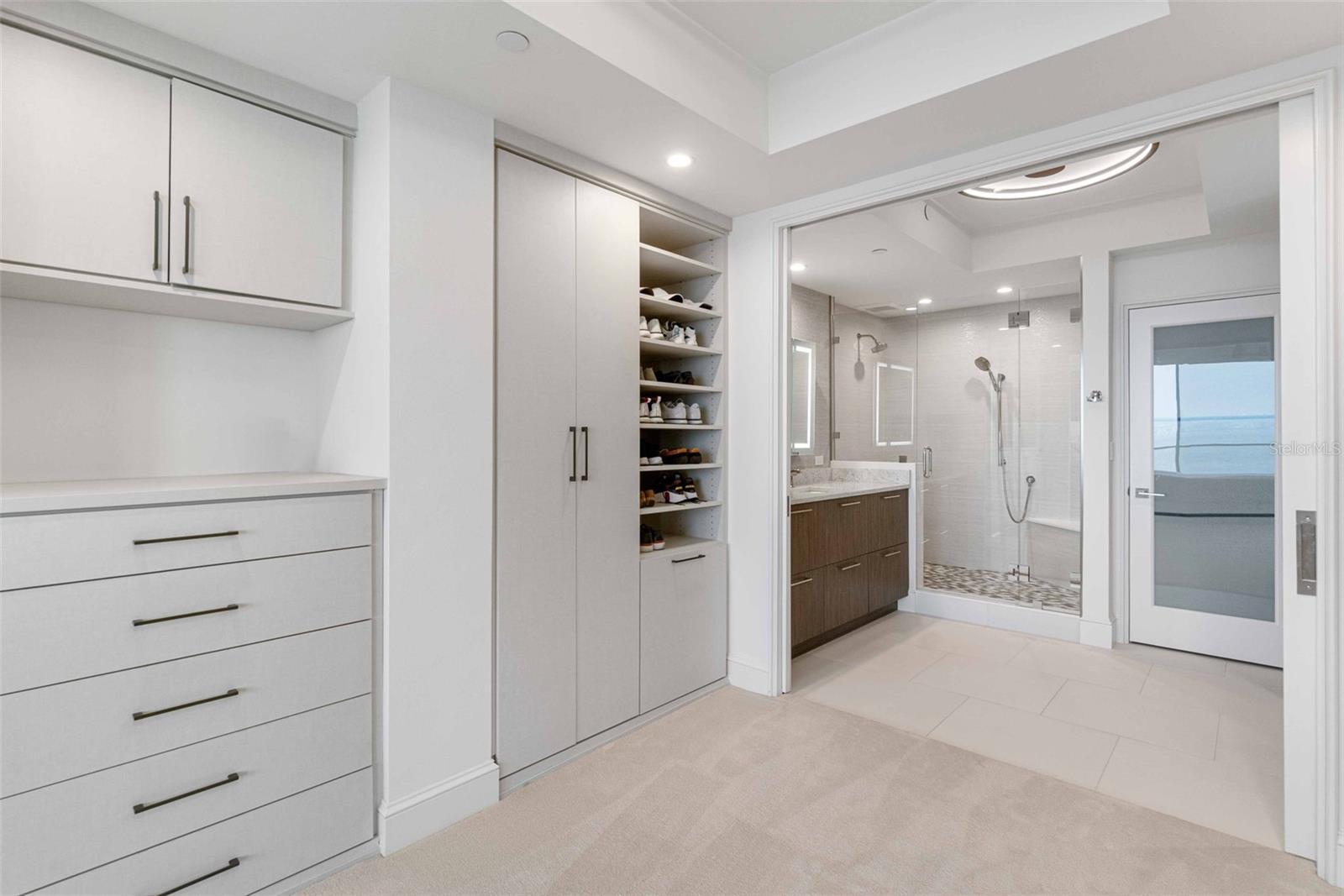 GRAND BAY - Residential