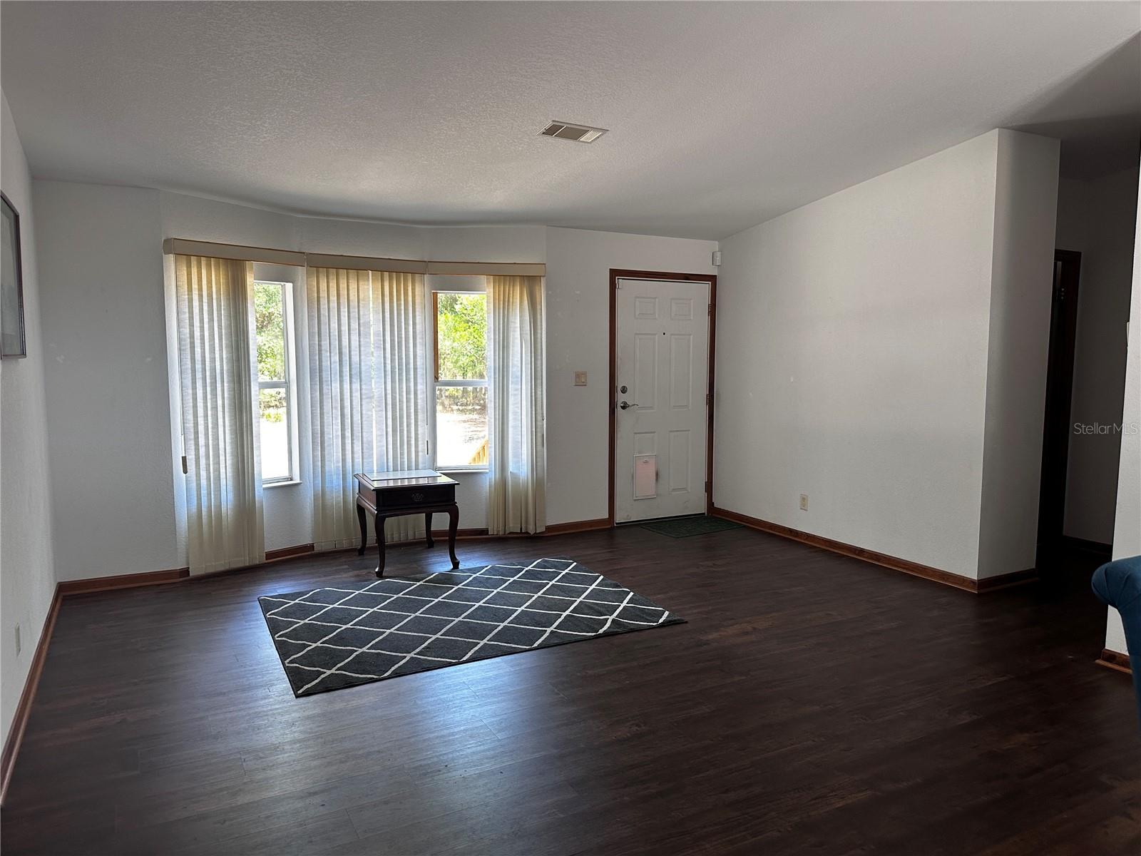 LAKE TROPICANA RANCHETTES - Residential