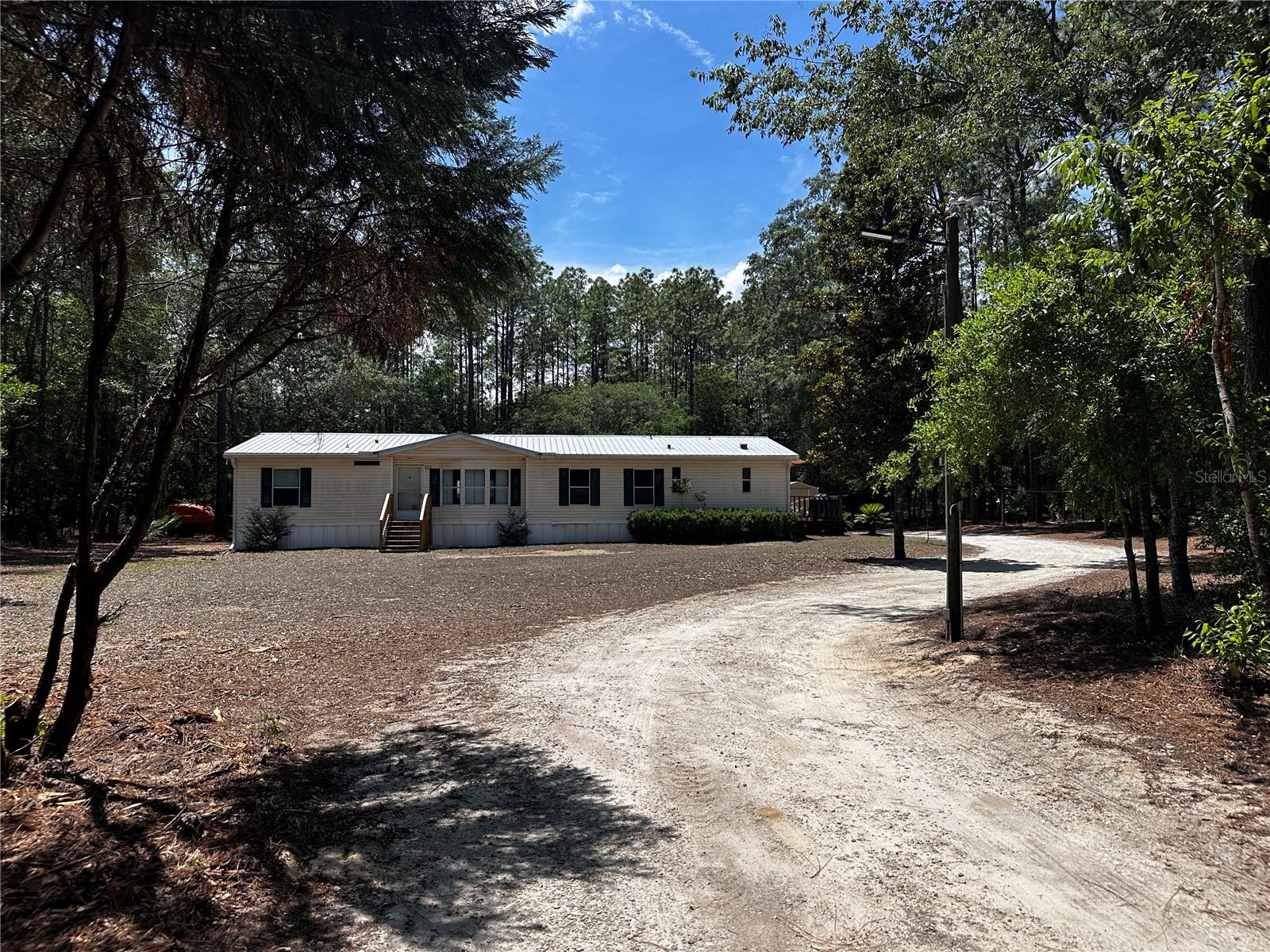 LAKE TROPICANA RANCHETTES - Residential
