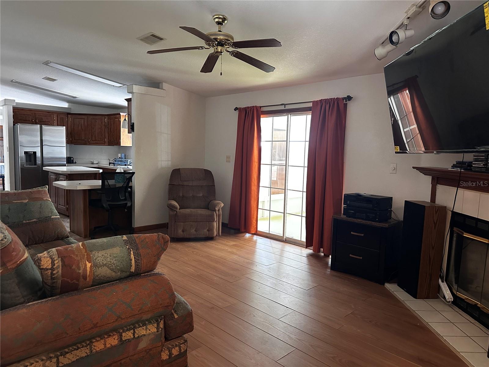 LAKE TROPICANA RANCHETTES - Residential