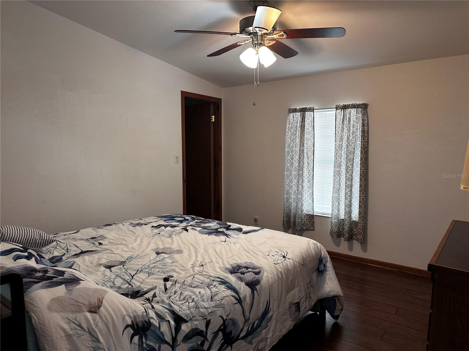 LAKE TROPICANA RANCHETTES - Residential