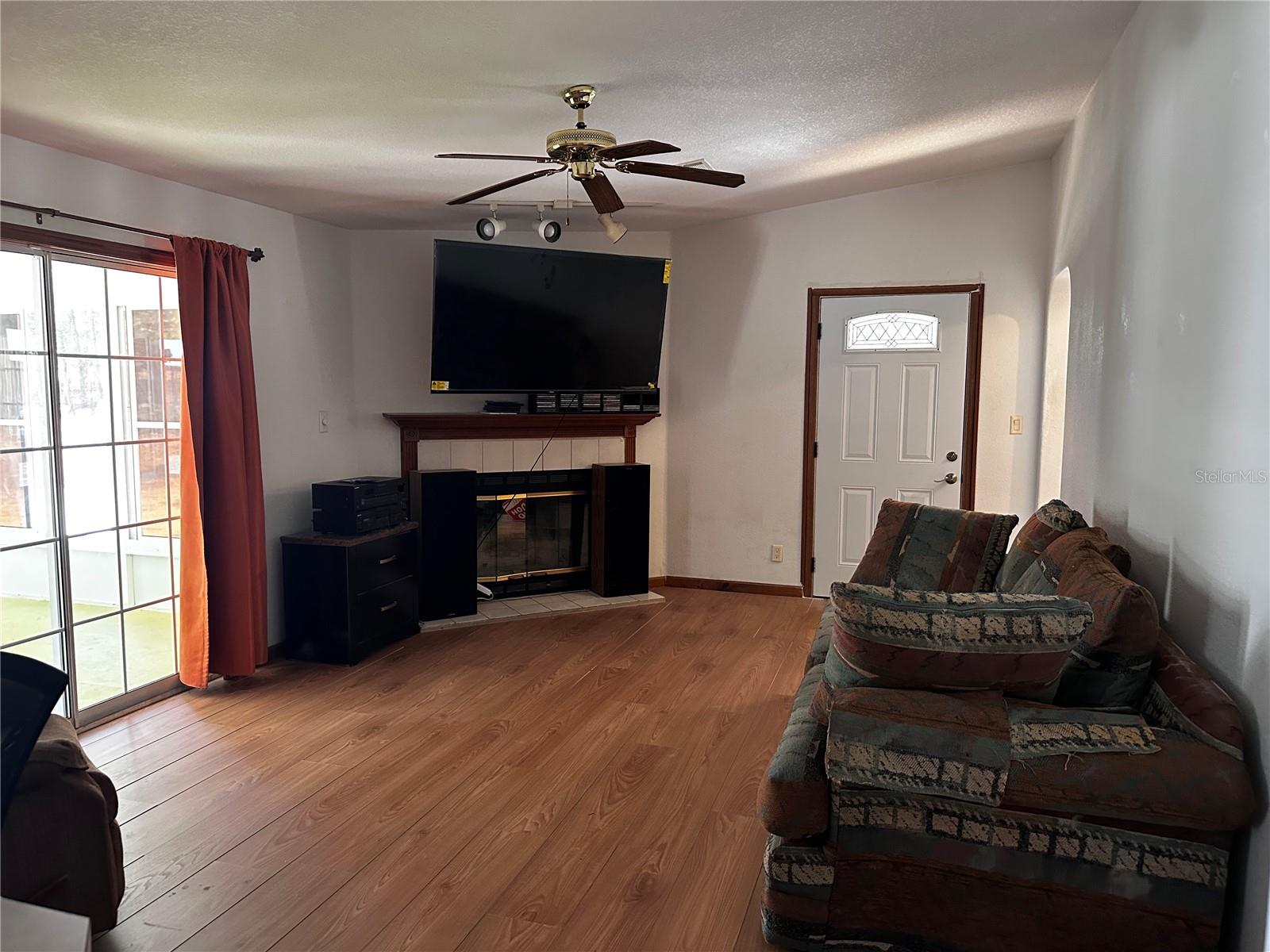 LAKE TROPICANA RANCHETTES - Residential