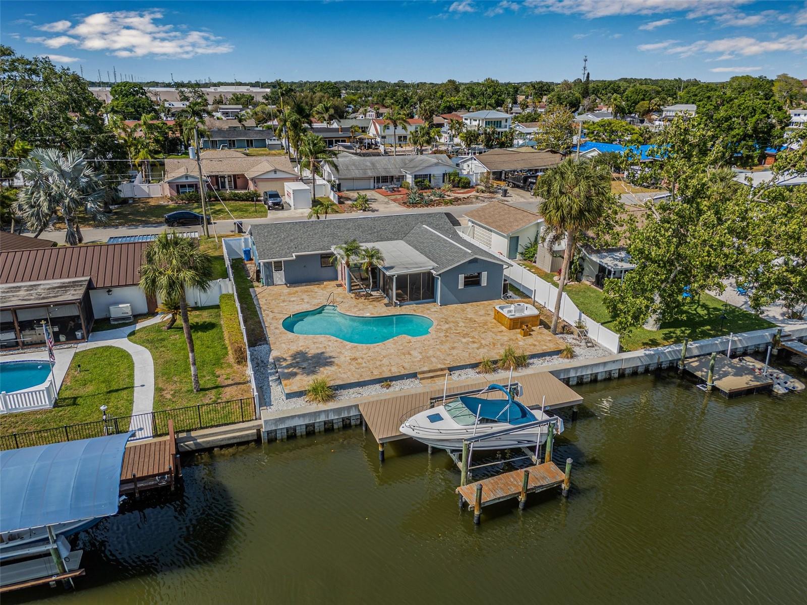 8722 THORNWOOD LANE