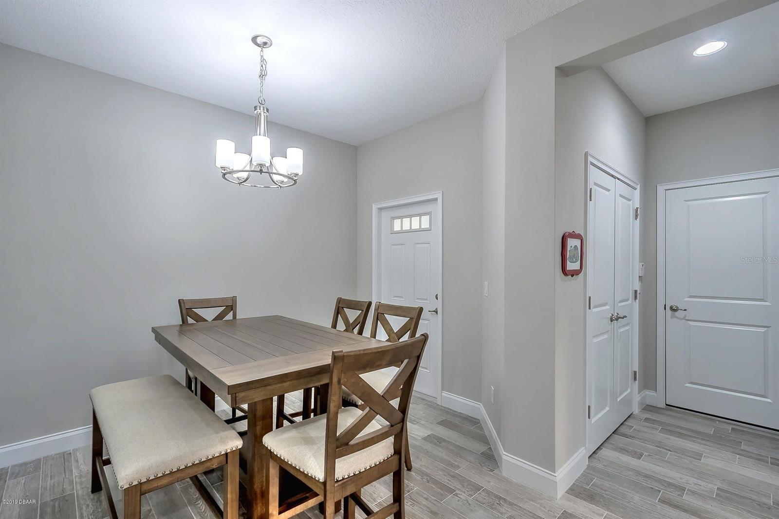 Venetian Bay Ph 1B Un 1 #H - Residential