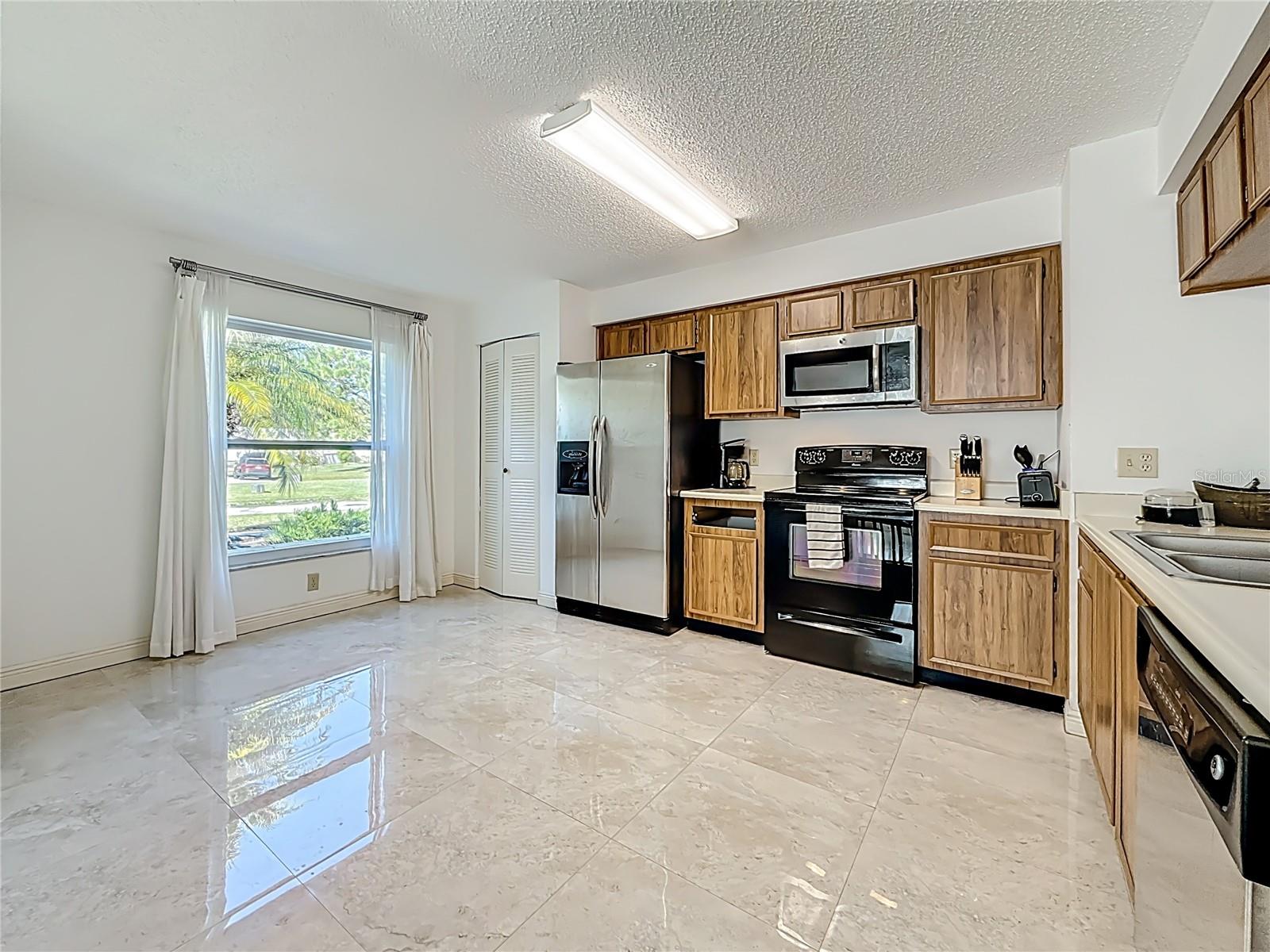 SHEFFIELD VILLAGE PH II AT BAYSIDE MEADOWS - Residential