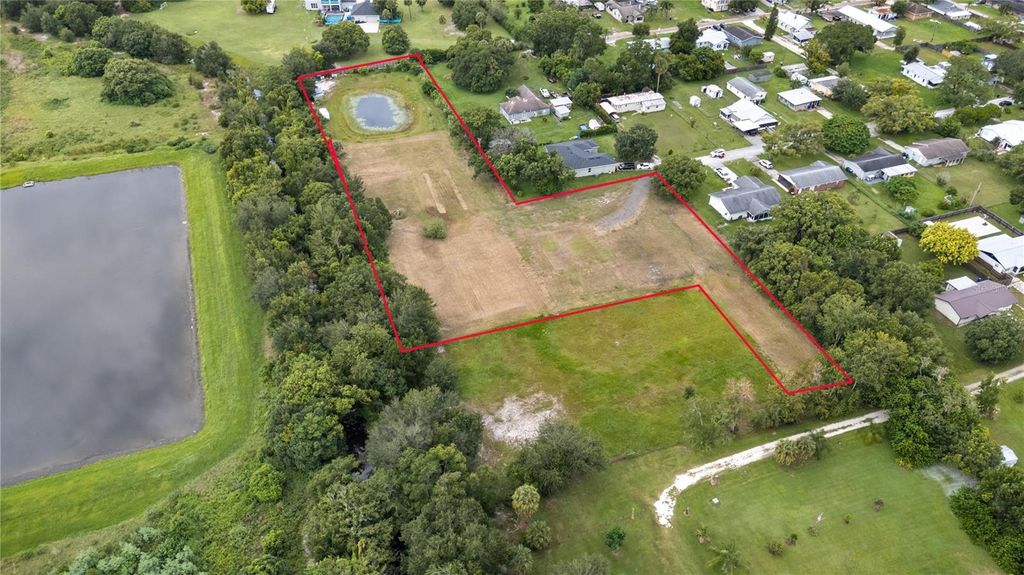 Photo of 1819 Kentucky Avenue, Saint Cloud, FL 34769 (MLS # S5134879)