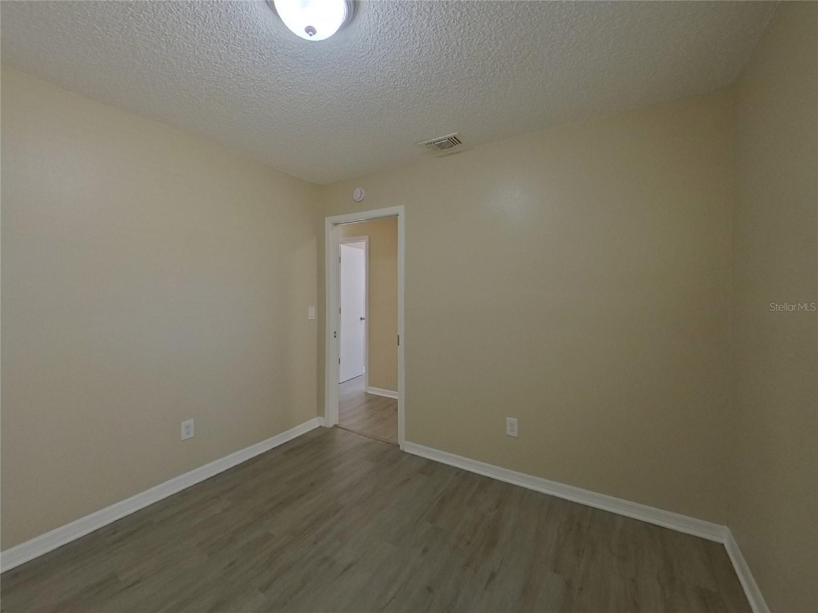 ALAFAYA WOODS PH 21 - Residential Lease