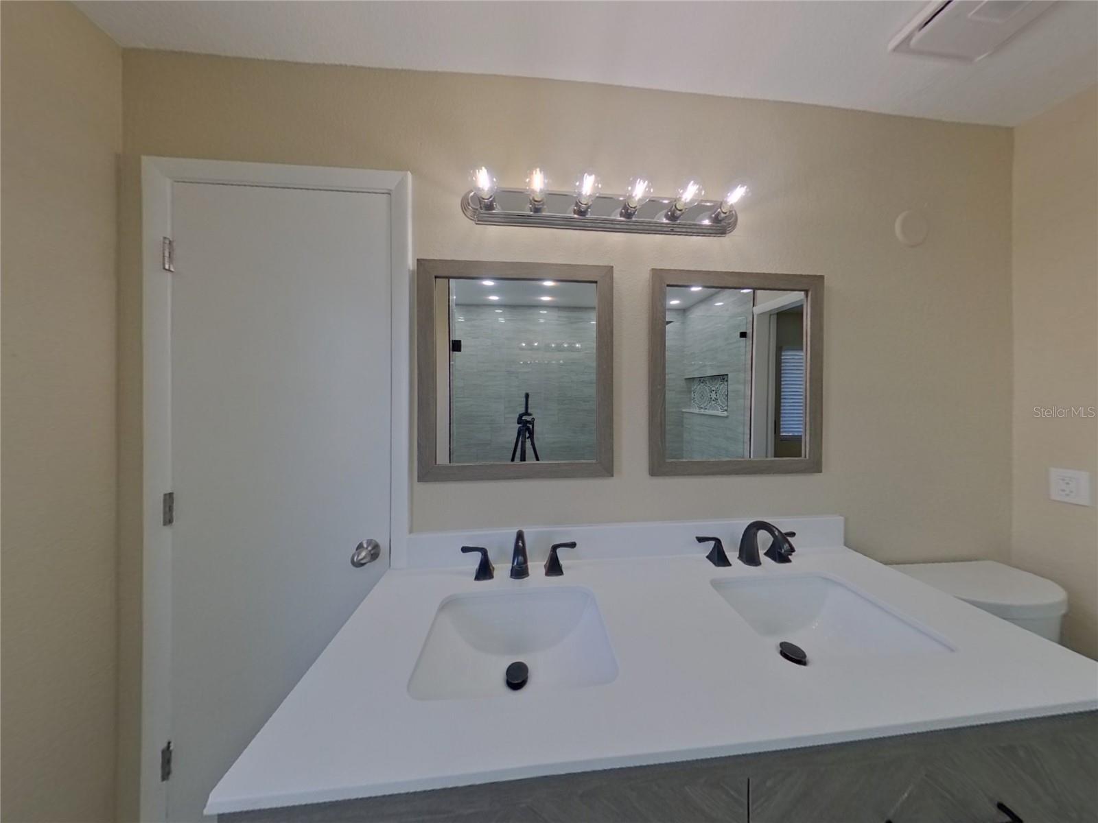 ALAFAYA WOODS PH 21 - Residential Lease