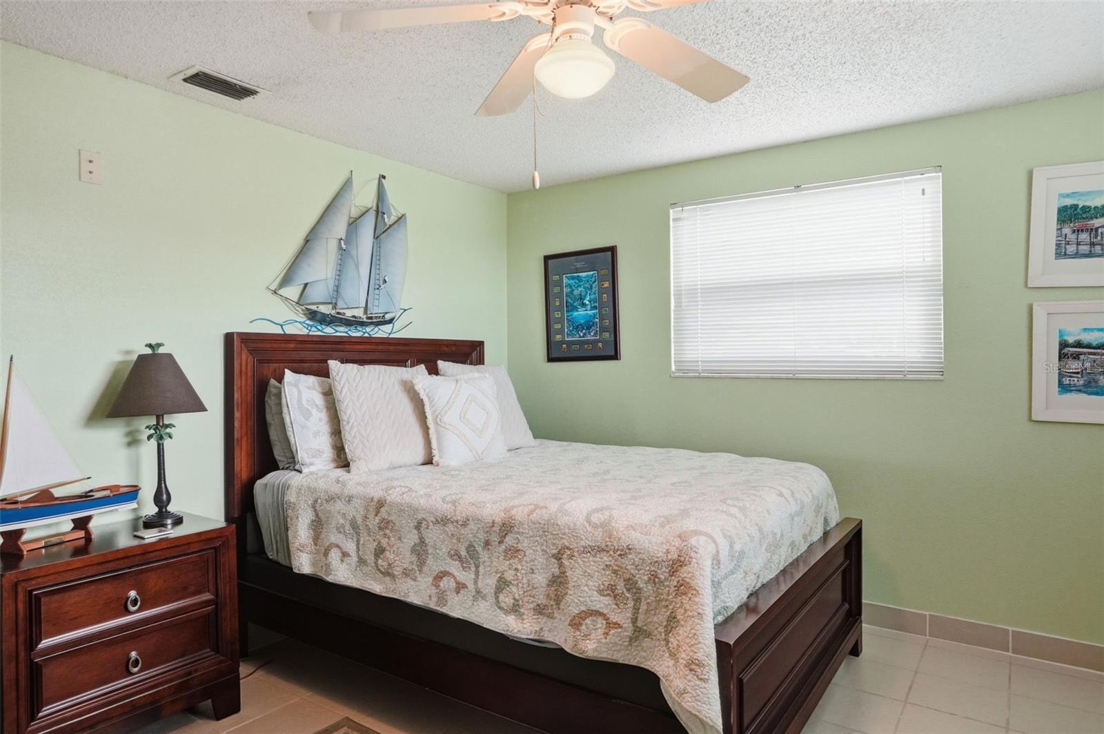 HUDSON BEACH ESTATES - Residential