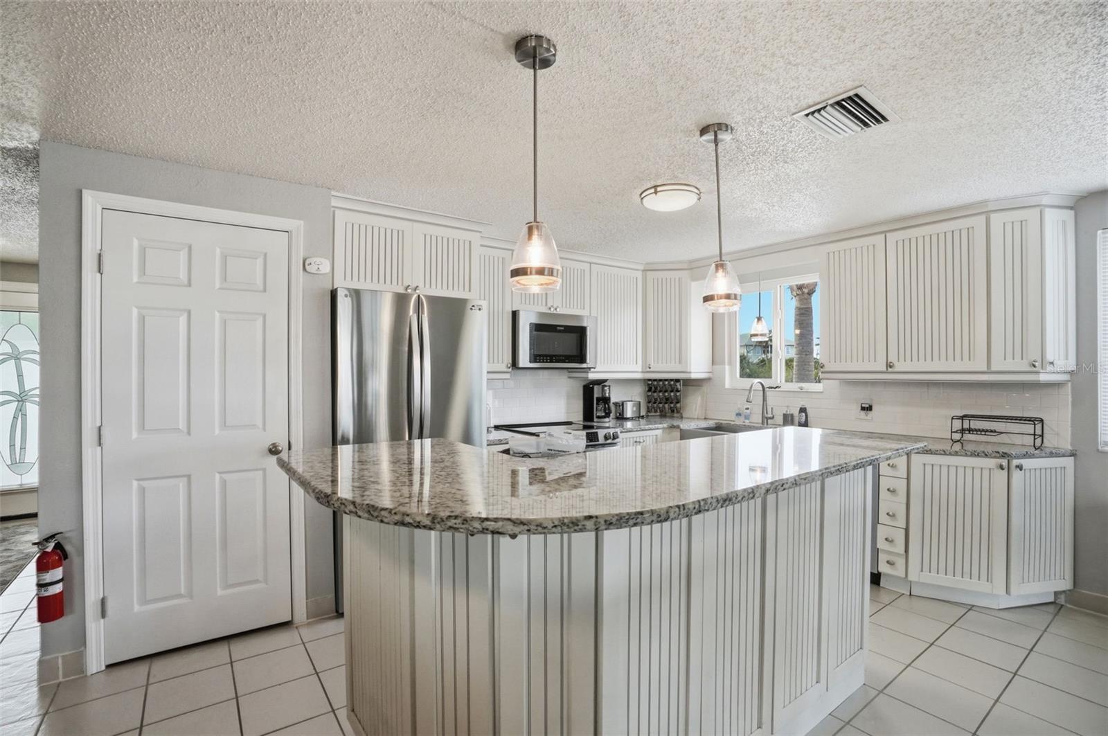 HUDSON BEACH ESTATES - Residential