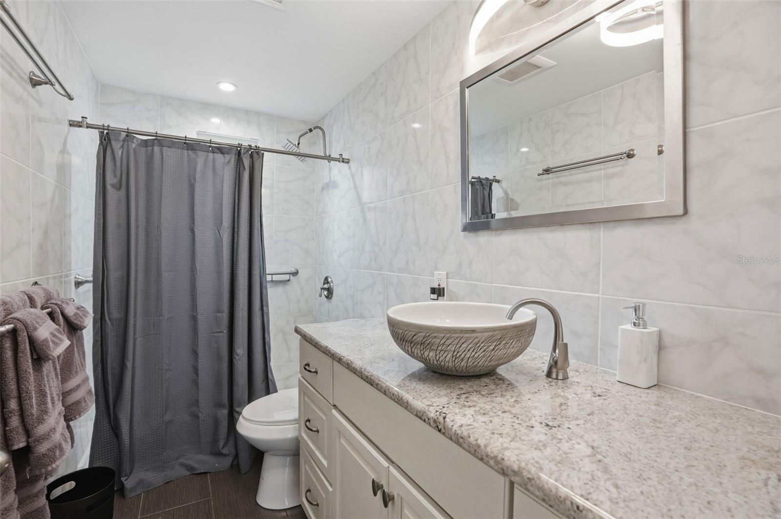HUDSON BEACH ESTATES - Residential