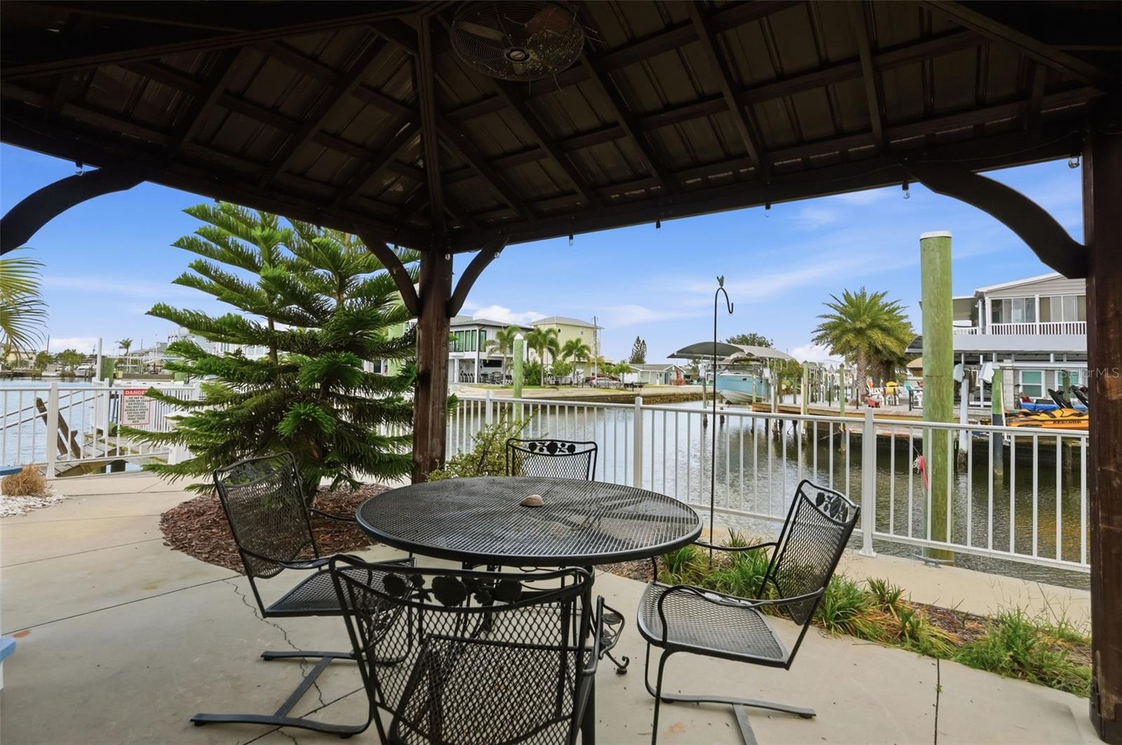 HUDSON BEACH ESTATES - Residential