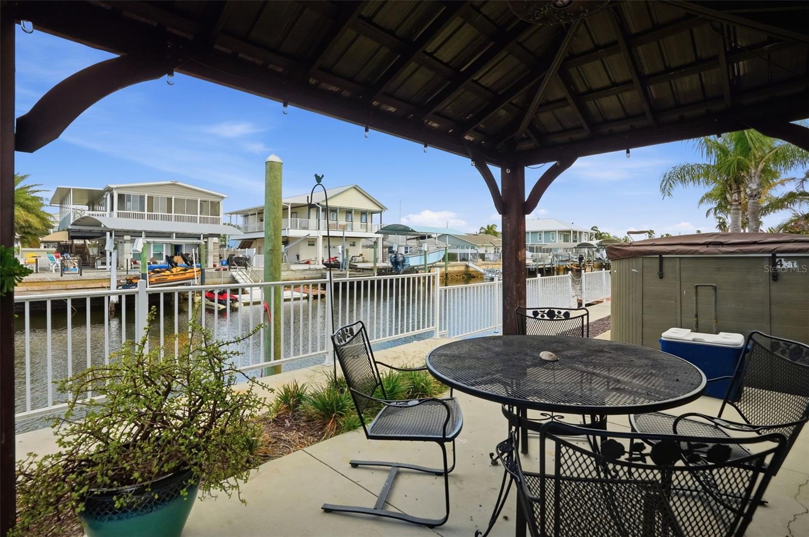 HUDSON BEACH ESTATES - Residential