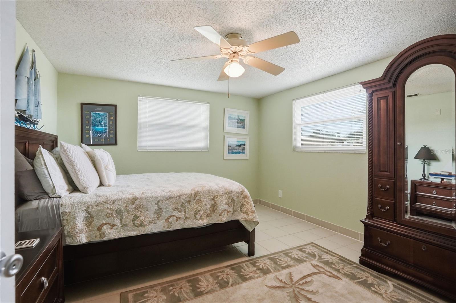 HUDSON BEACH ESTATES - Residential