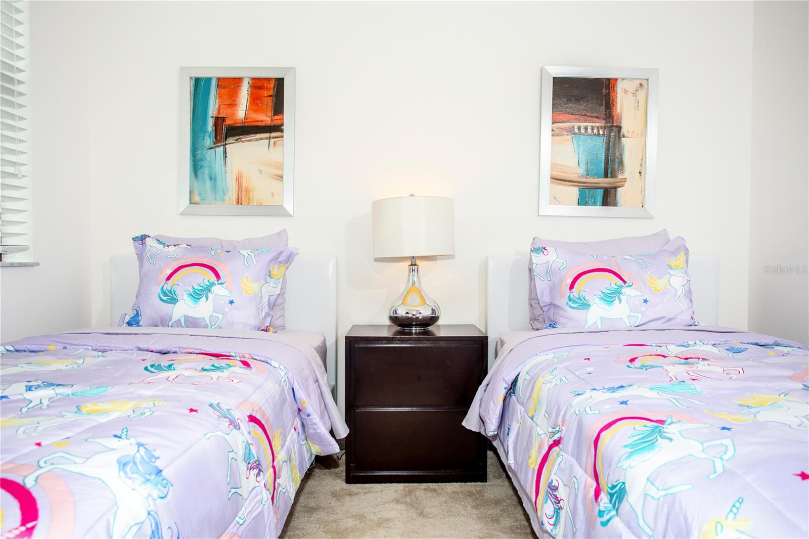 ROSEMONT WOODS - Residential Lease