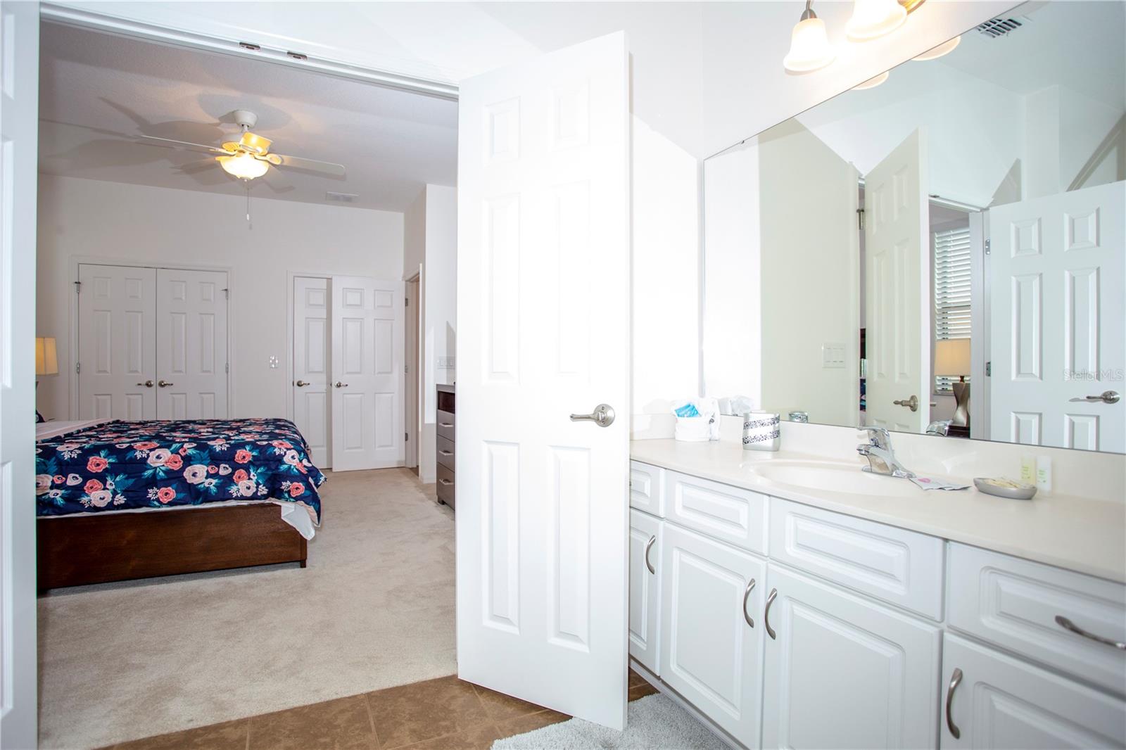 ROSEMONT WOODS - Residential Lease