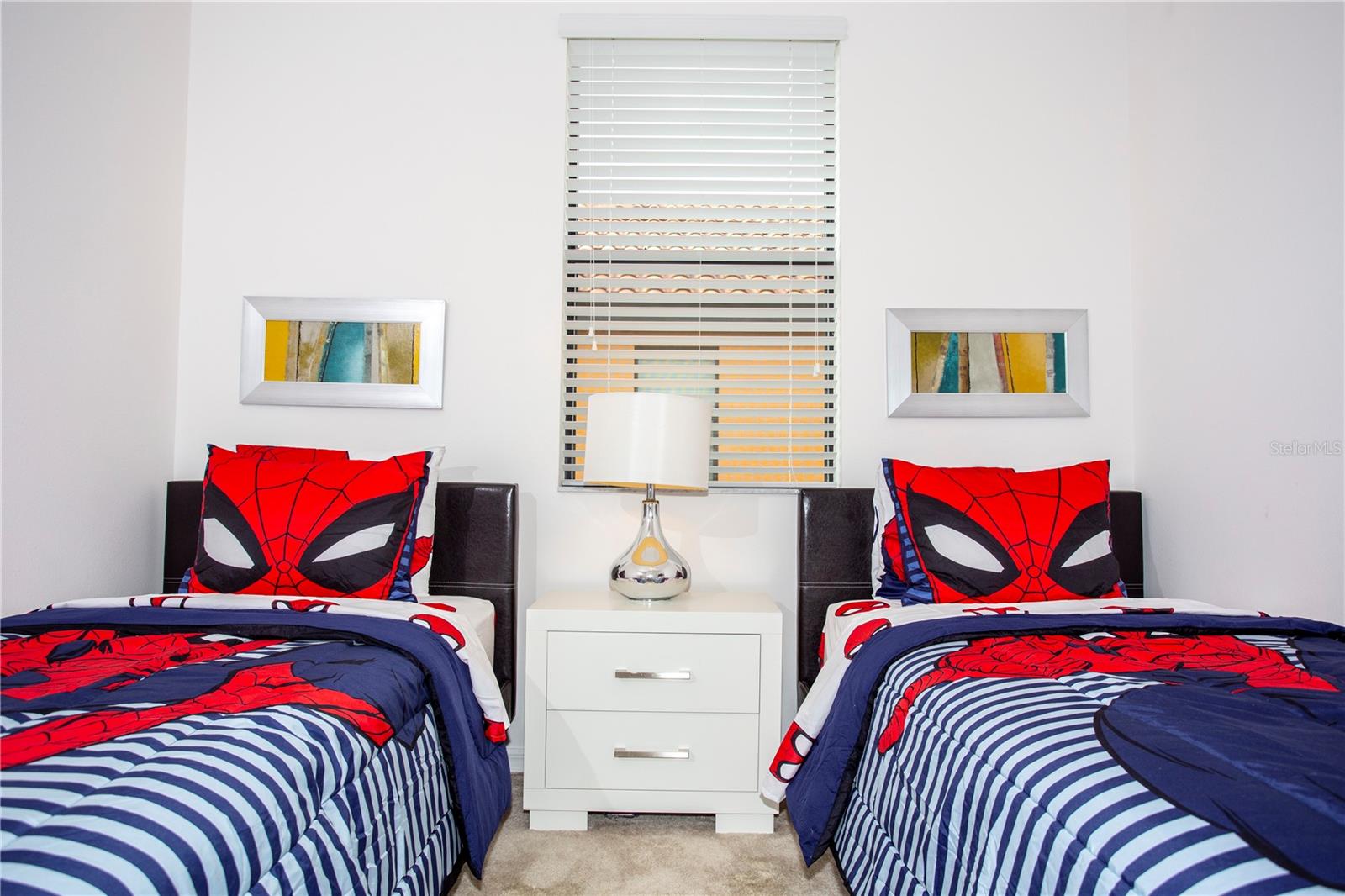 ROSEMONT WOODS - Residential Lease