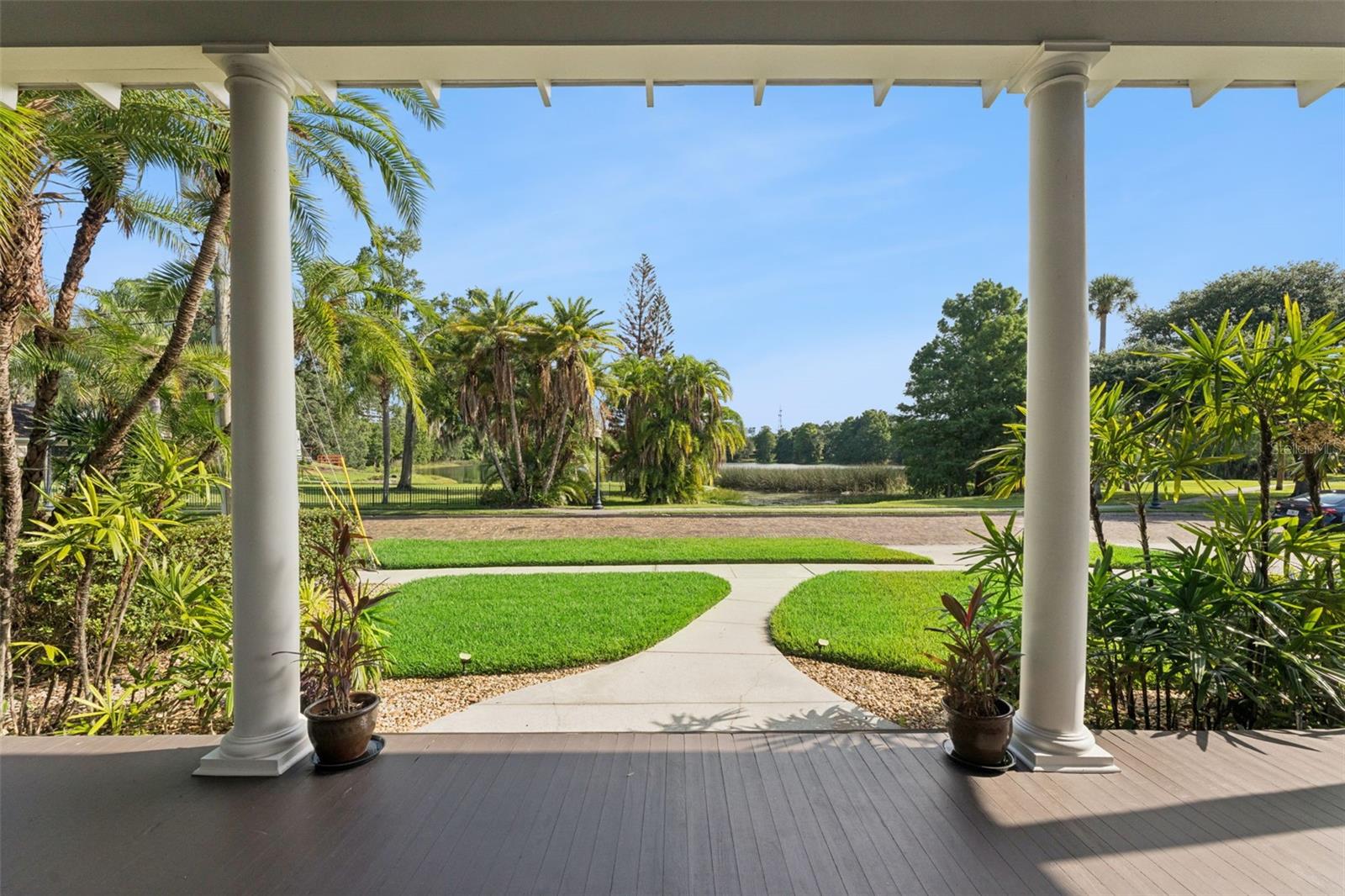 440 CHEROKEE DRIVE