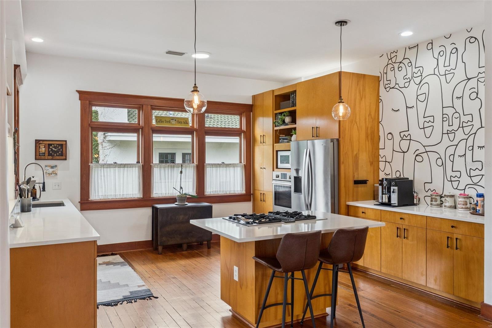 440 CHEROKEE DRIVE