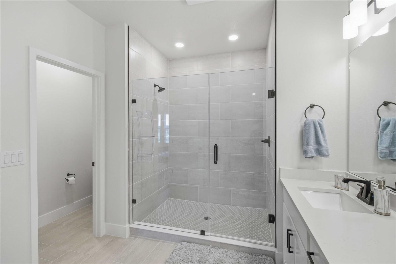 NORTH RIVER RANCH PHASES IV-E - Residential