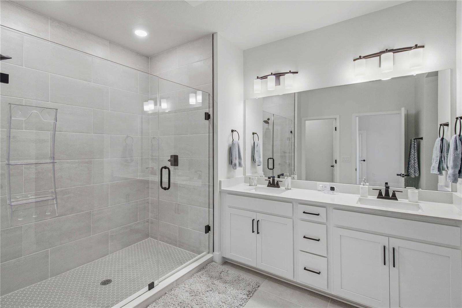 NORTH RIVER RANCH PHASES IV-E - Residential