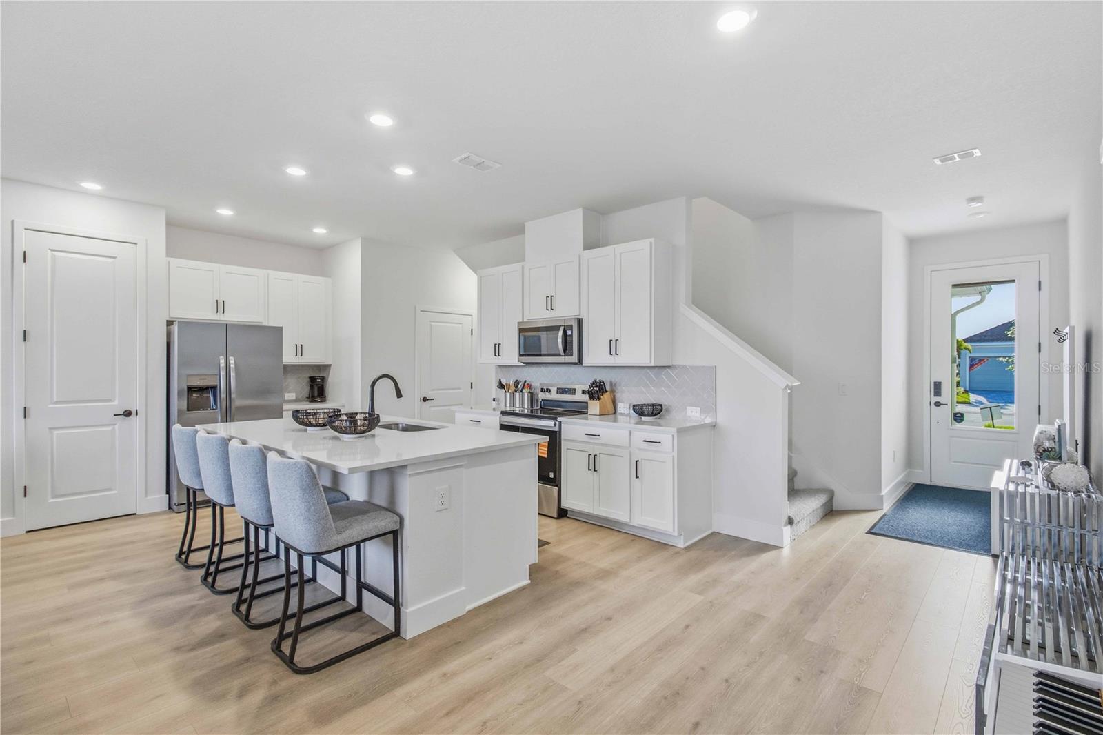 NORTH RIVER RANCH PHASES IV-E - Residential