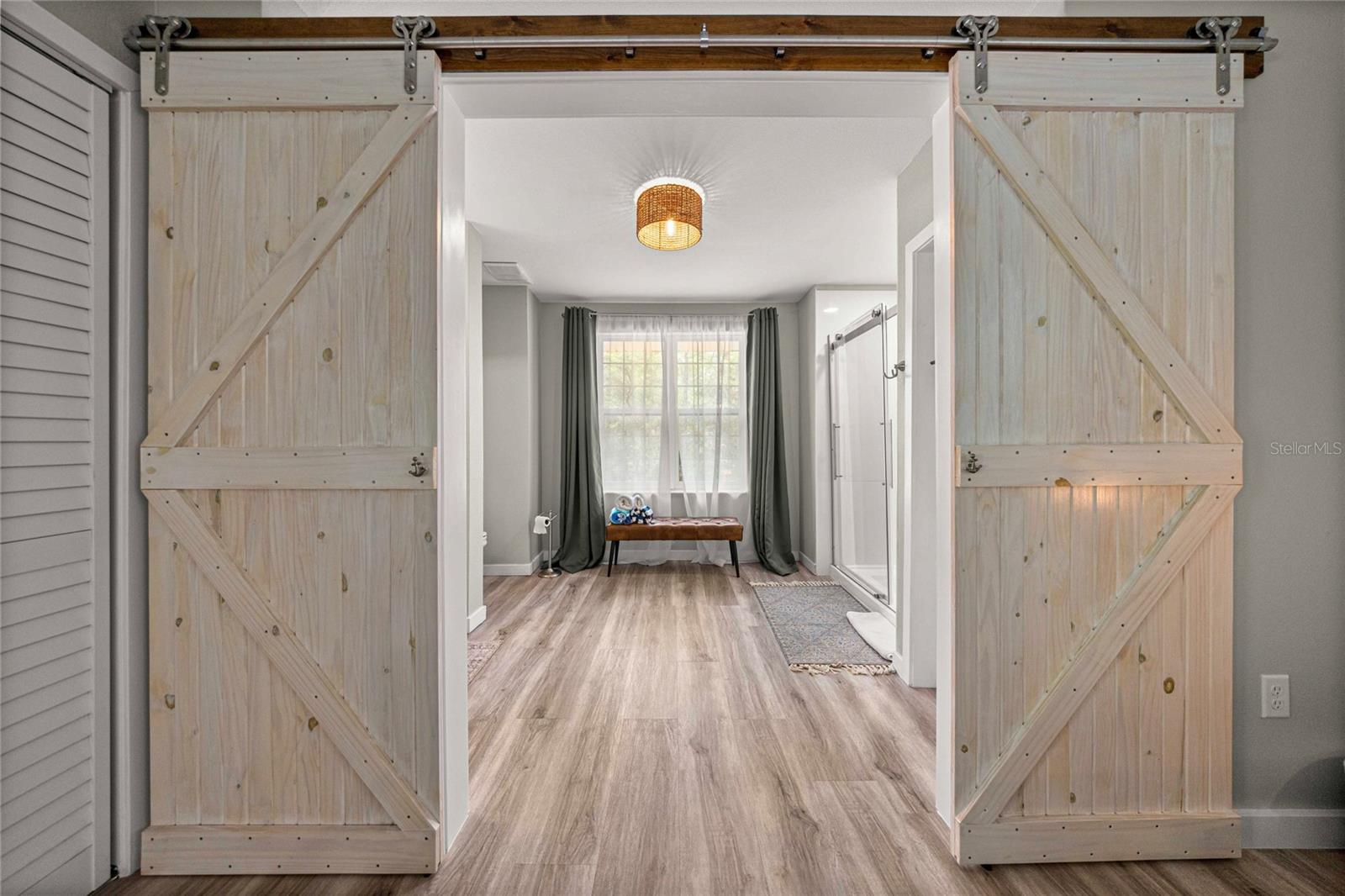 MAYFIELD ACRES UNREC SUB - Residential