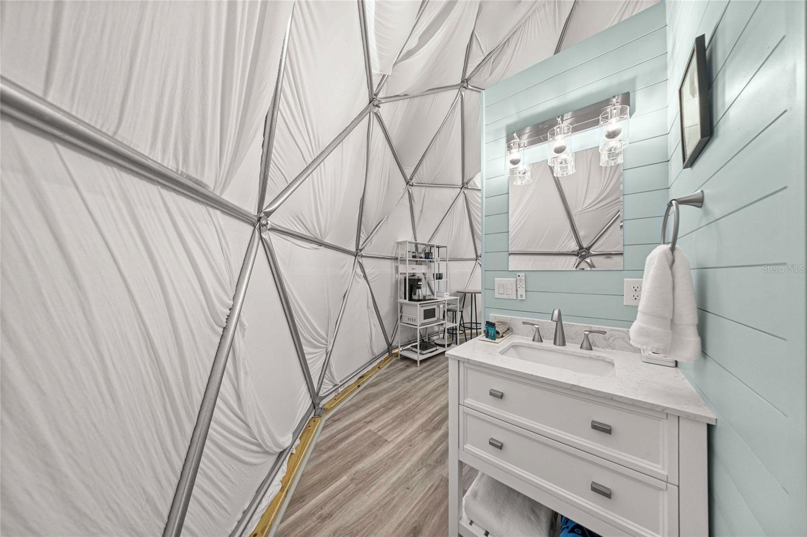 MAYFIELD ACRES UNREC SUB - Residential