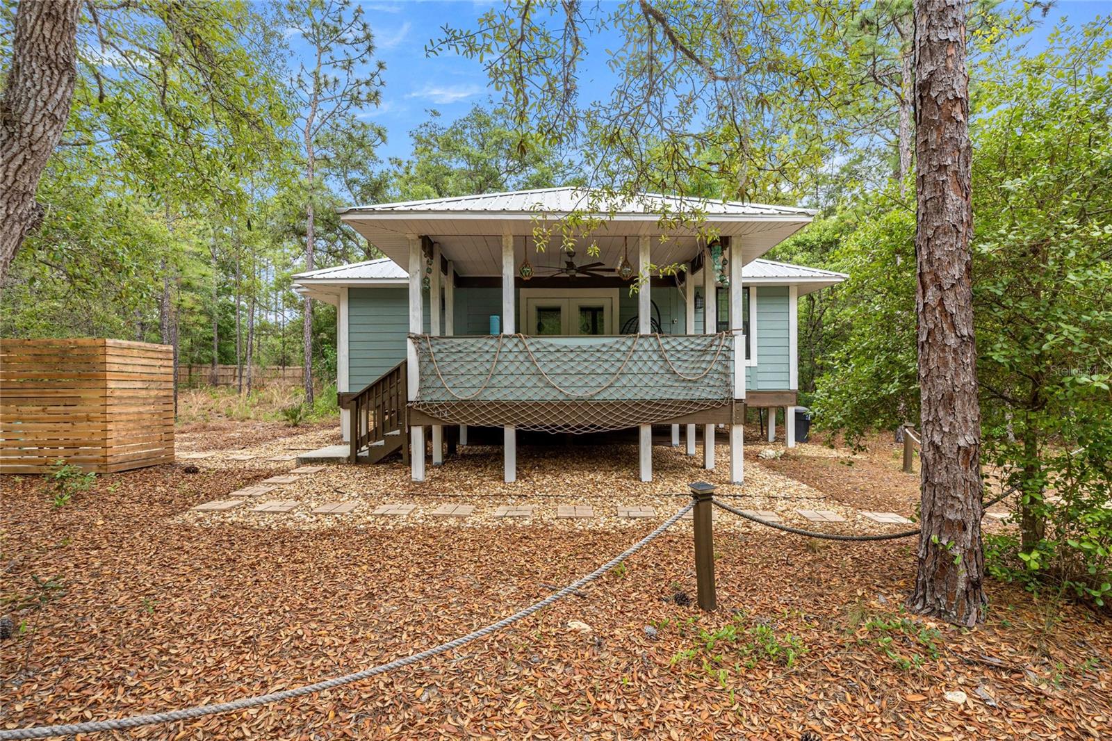 MAYFIELD ACRES UNREC SUB - Residential