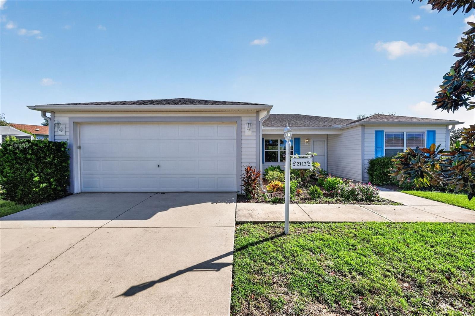 2112 KERWOOD LOOP