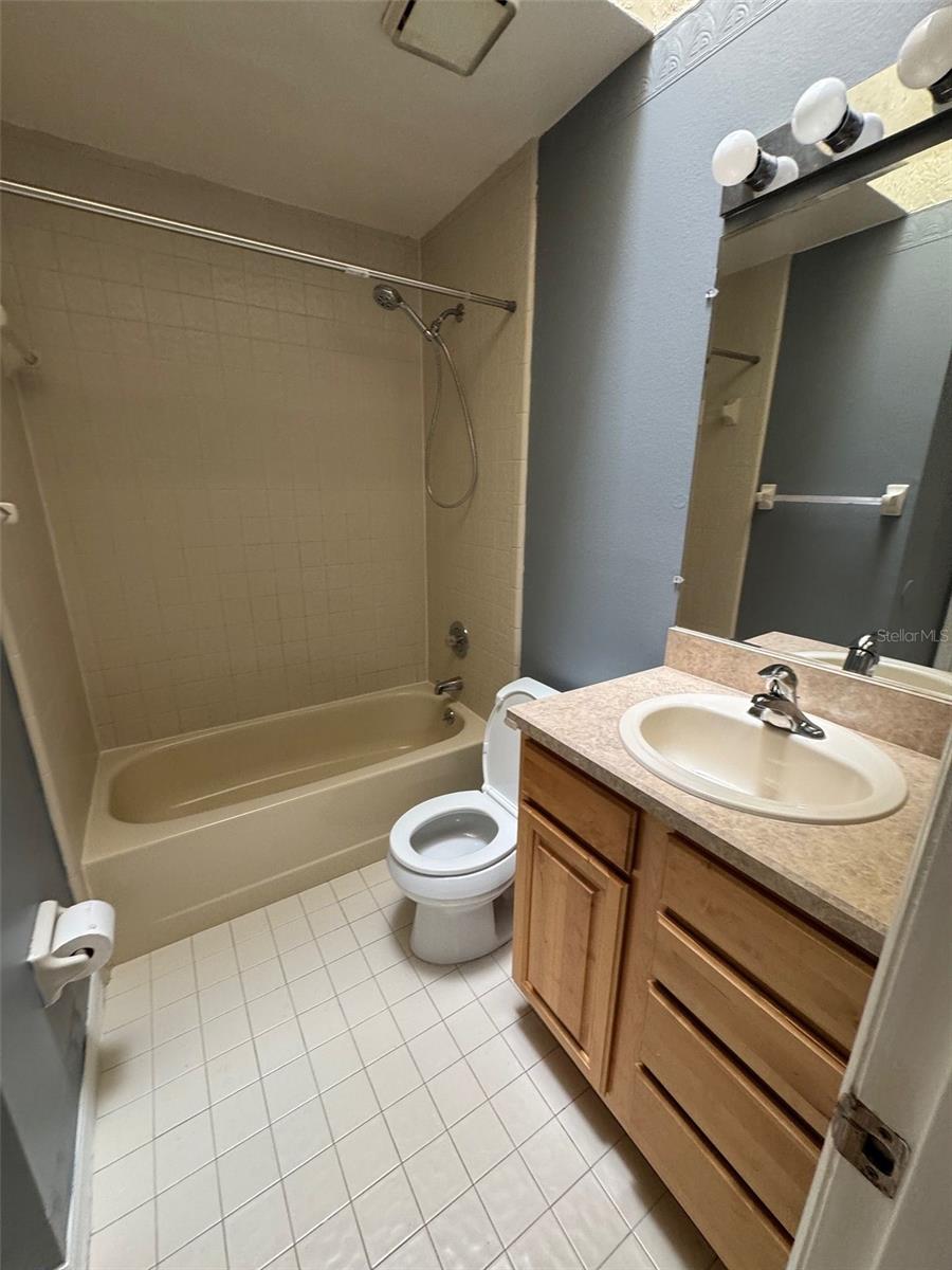 SOUTHPORT CONDO - Residential Lease