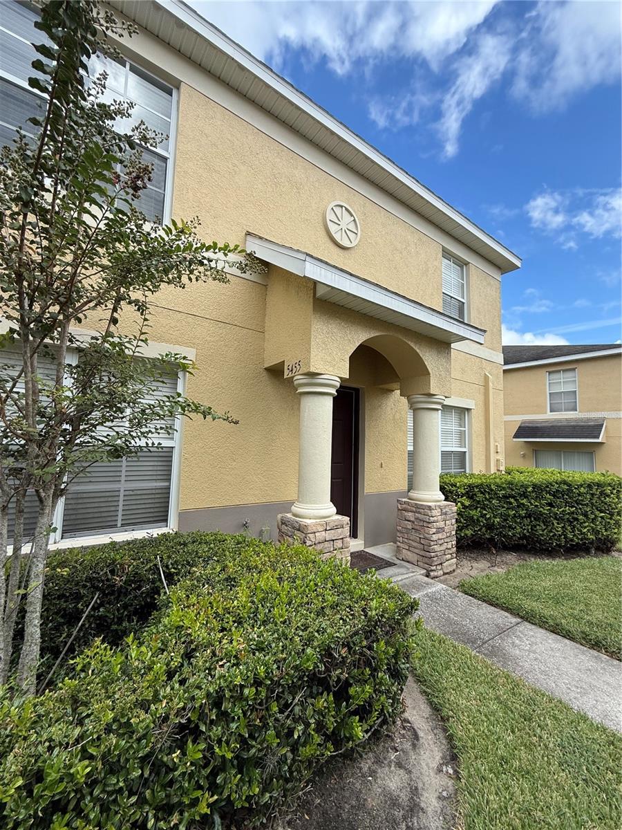 COBBLESTONE LANDING TWNHMS CONDO - Residential