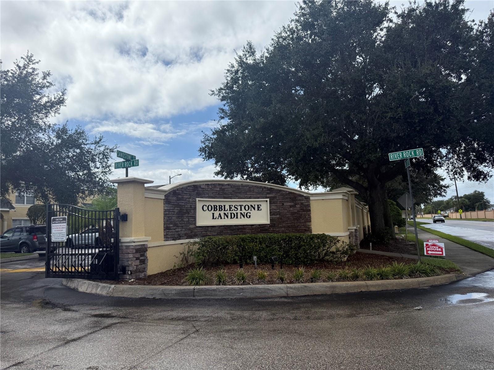 COBBLESTONE LANDING TWNHMS CONDO - Residential