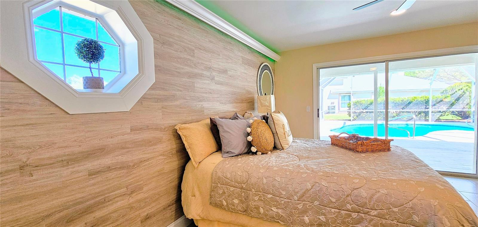 HAMPTONS - Residential