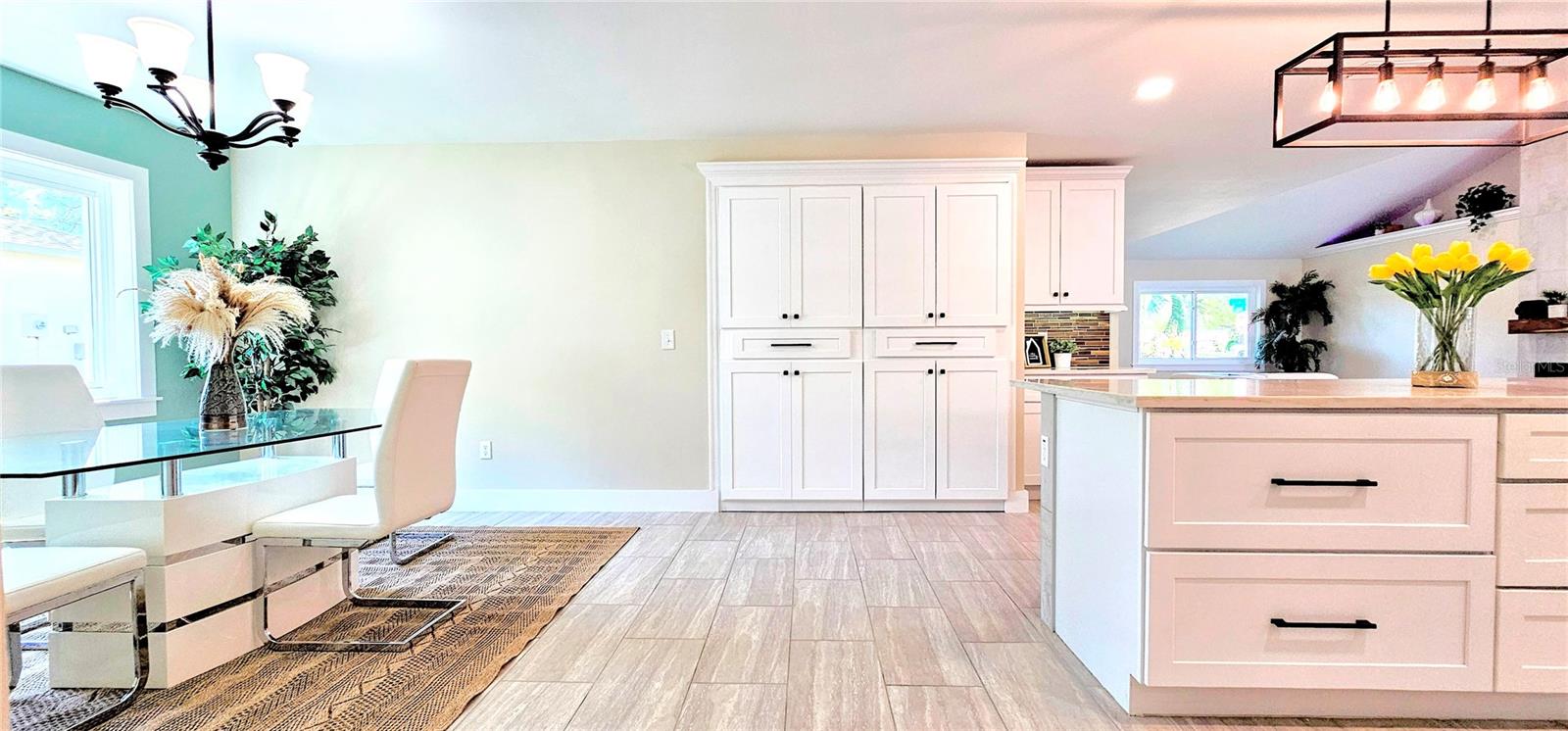 HAMPTONS - Residential