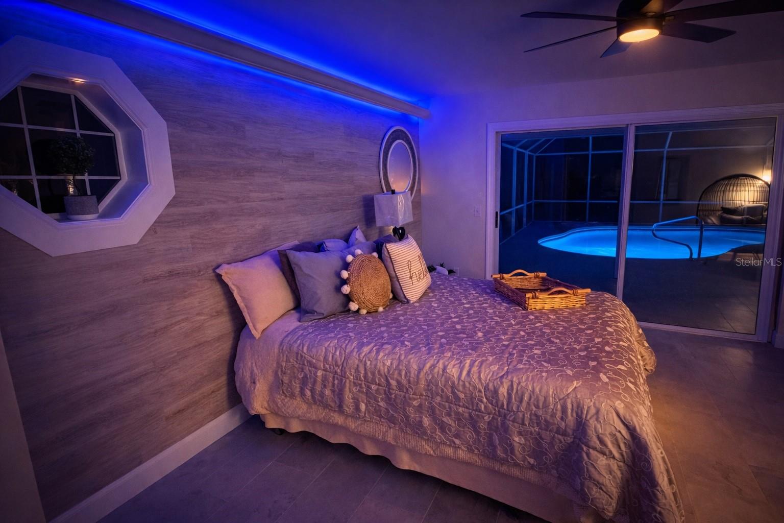 HAMPTONS - Residential