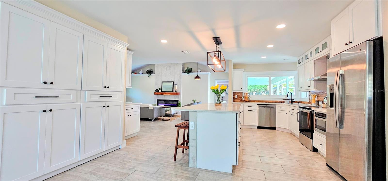 HAMPTONS - Residential