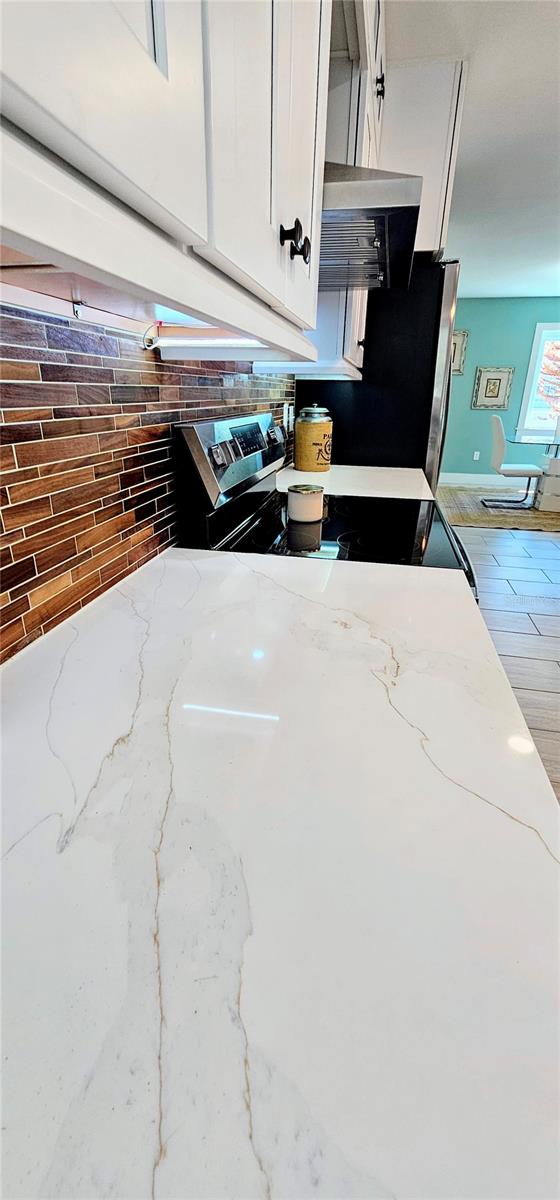 HAMPTONS - Residential