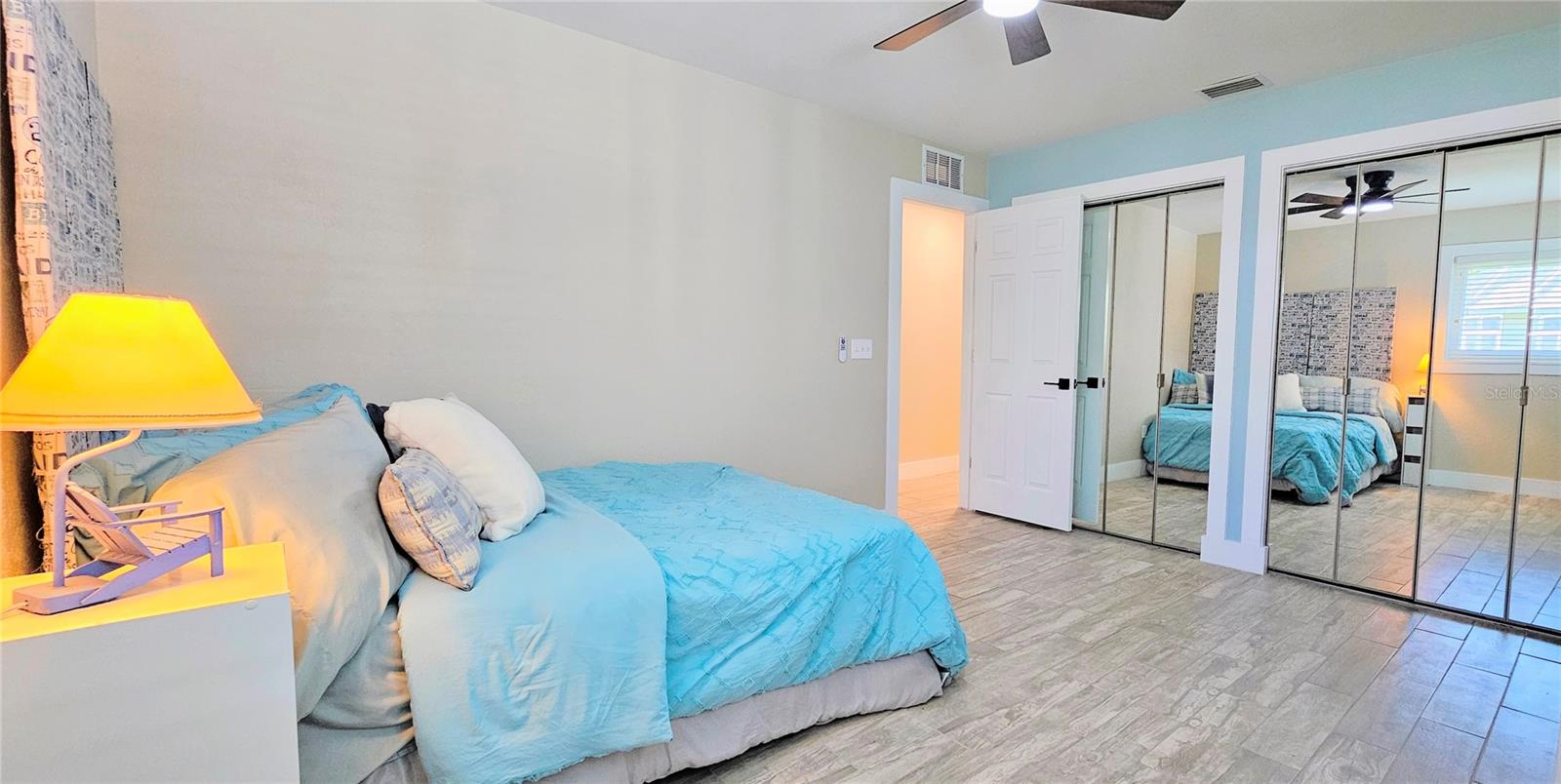 HAMPTONS - Residential