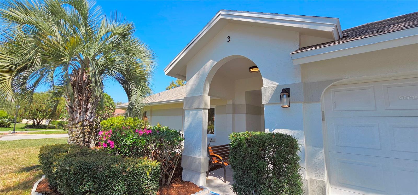 HAMPTONS - Residential