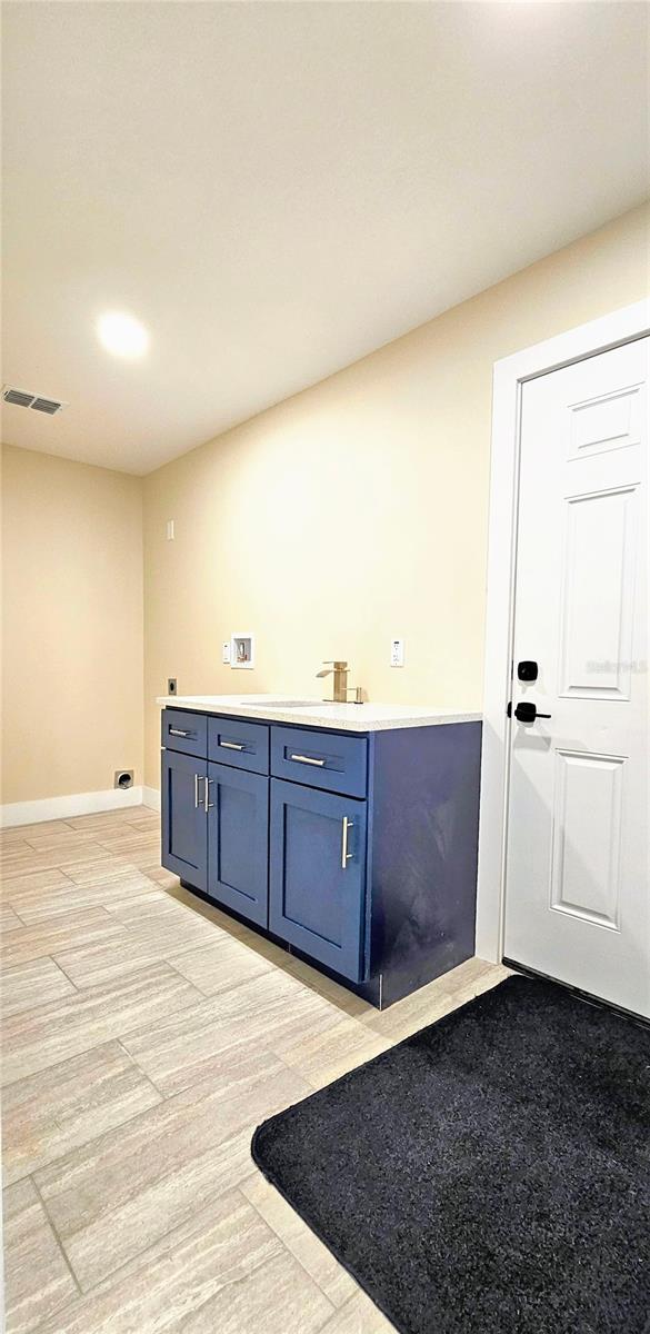 HAMPTONS - Residential